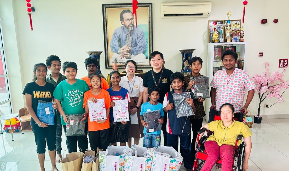 Donation to Pusat Penjagaan Kanak-Kanak Cacat Tamn Megah